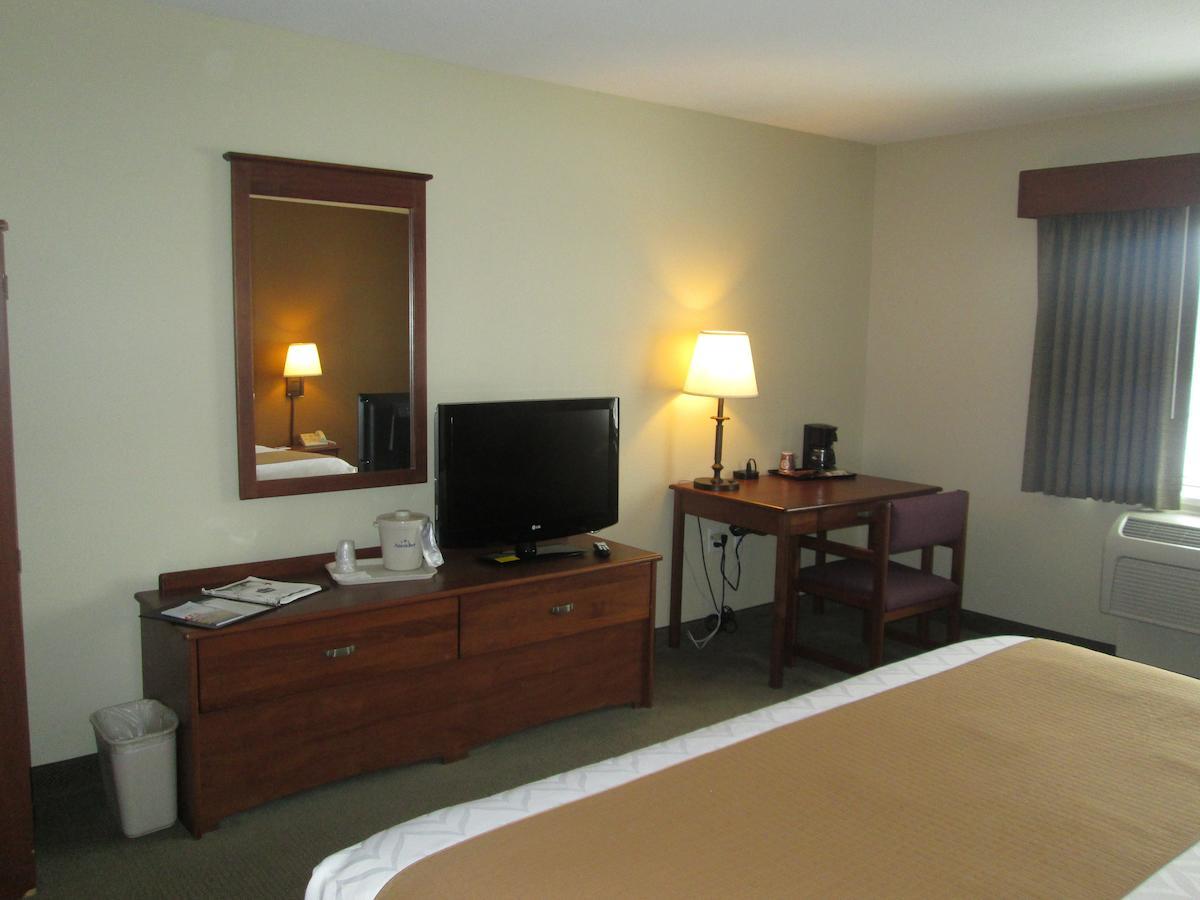 Americinn By Wyndham Charlevoix Luaran gambar